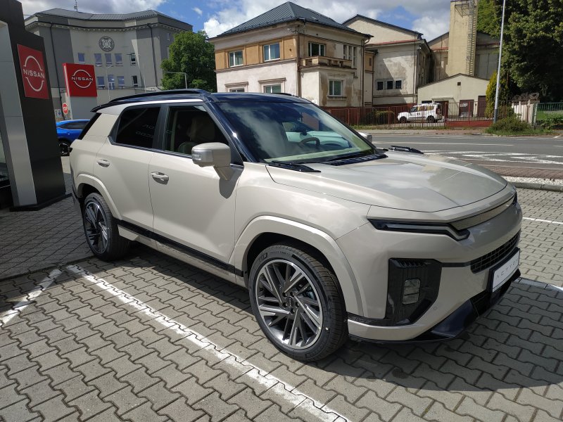 KGM Actyon PREMIUM 2WD AT EBL