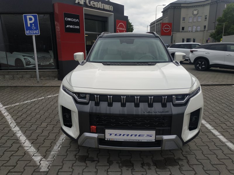 Torres PREMIUM 4WD AT (2WA)