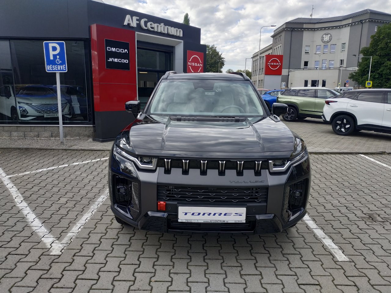 Torres Black Edition 2WD AT