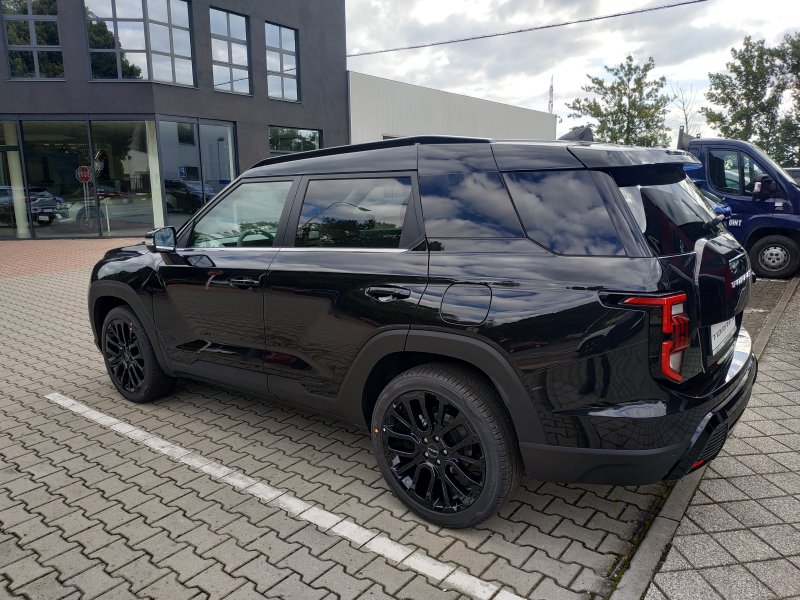 Torres Black Edition 2WD AT