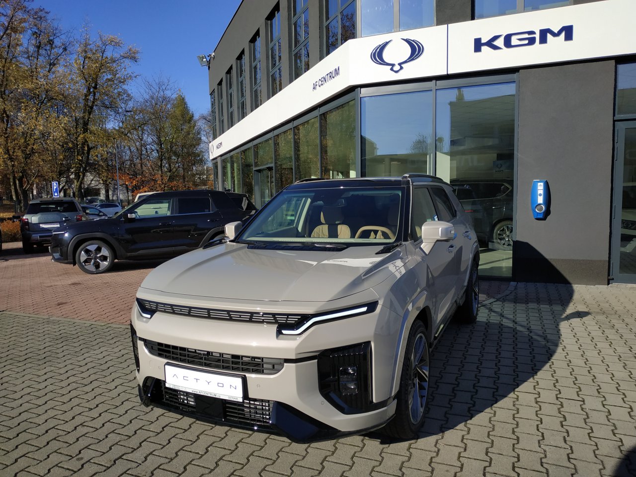 KGM Actyon PREMIUM 2WD AT EBL