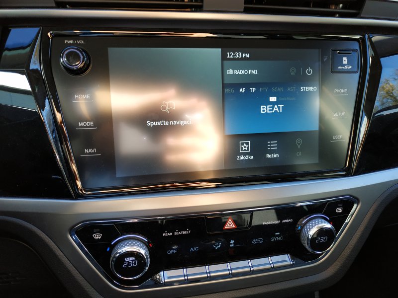 Korando STYLE+ 2WD MT (EBL) (D)