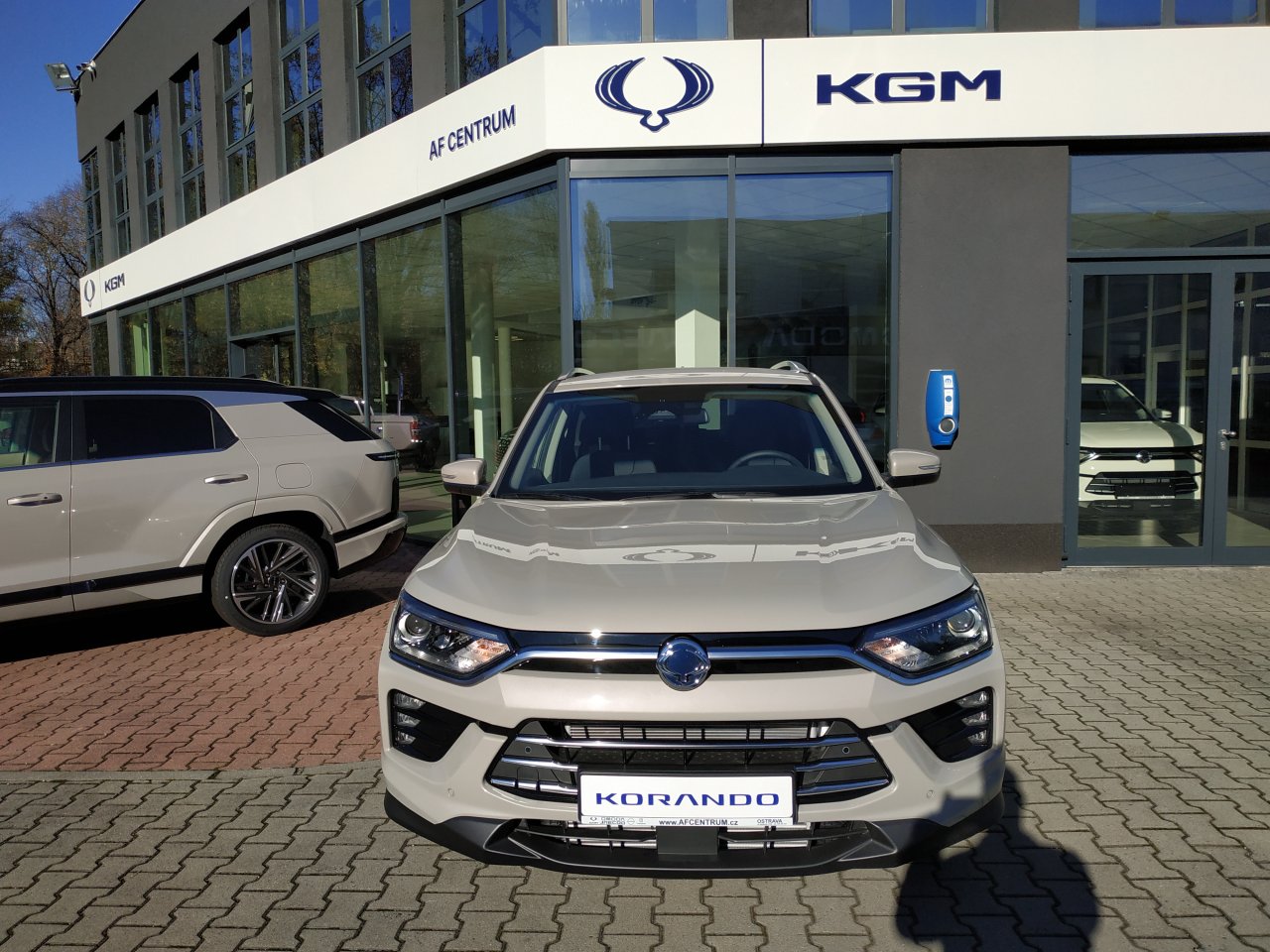 Korando STYLE+ 2WD MT (EBL) (D)