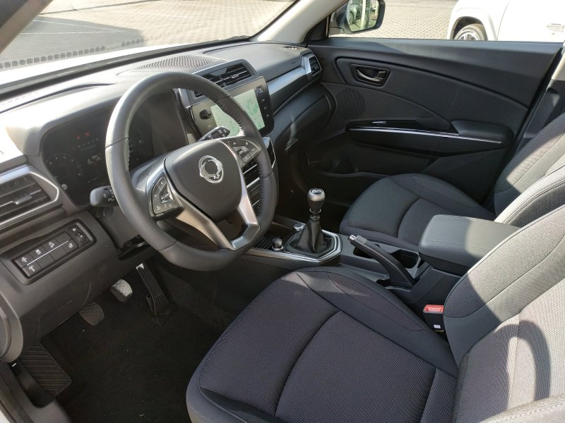 SsangYong Tivoli 2WD MT WAA