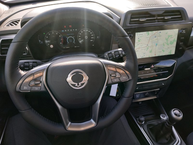 SsangYong Tivoli 2WD MT WAA