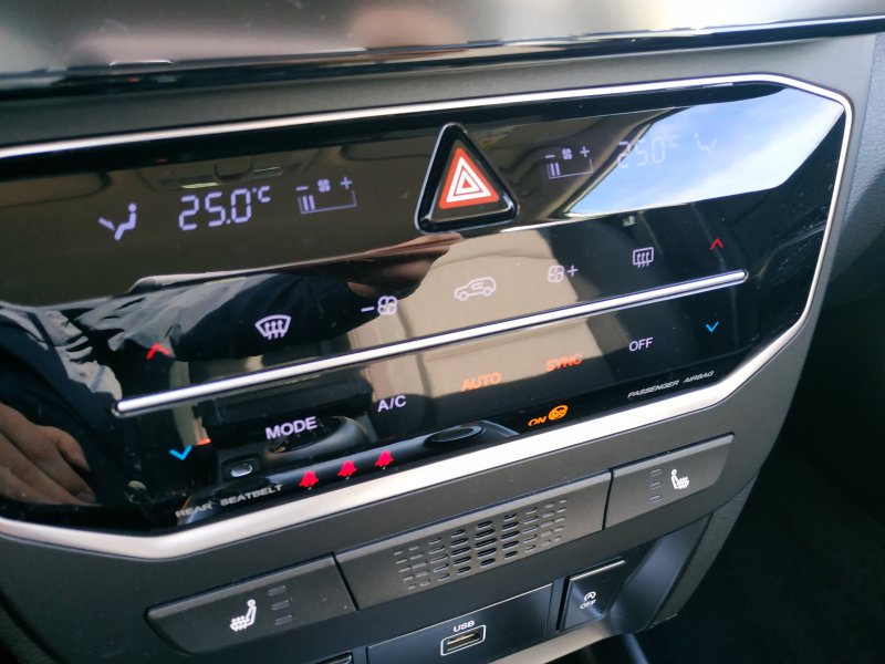 SsangYong Tivoli 2WD MT WAA