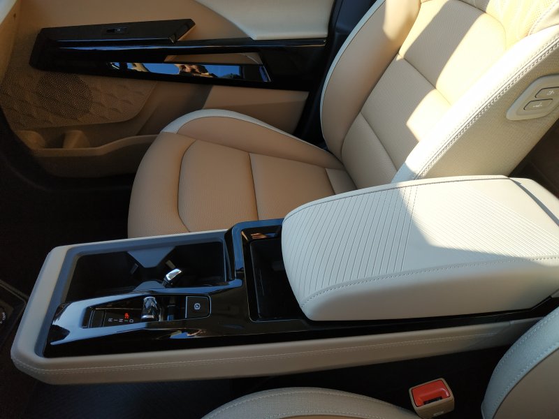 KGM Actyon PREMIUM 2WD AT (3334)