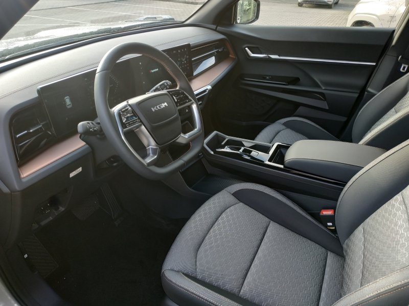 Torres CLUB+ 2WD AT (EBL)