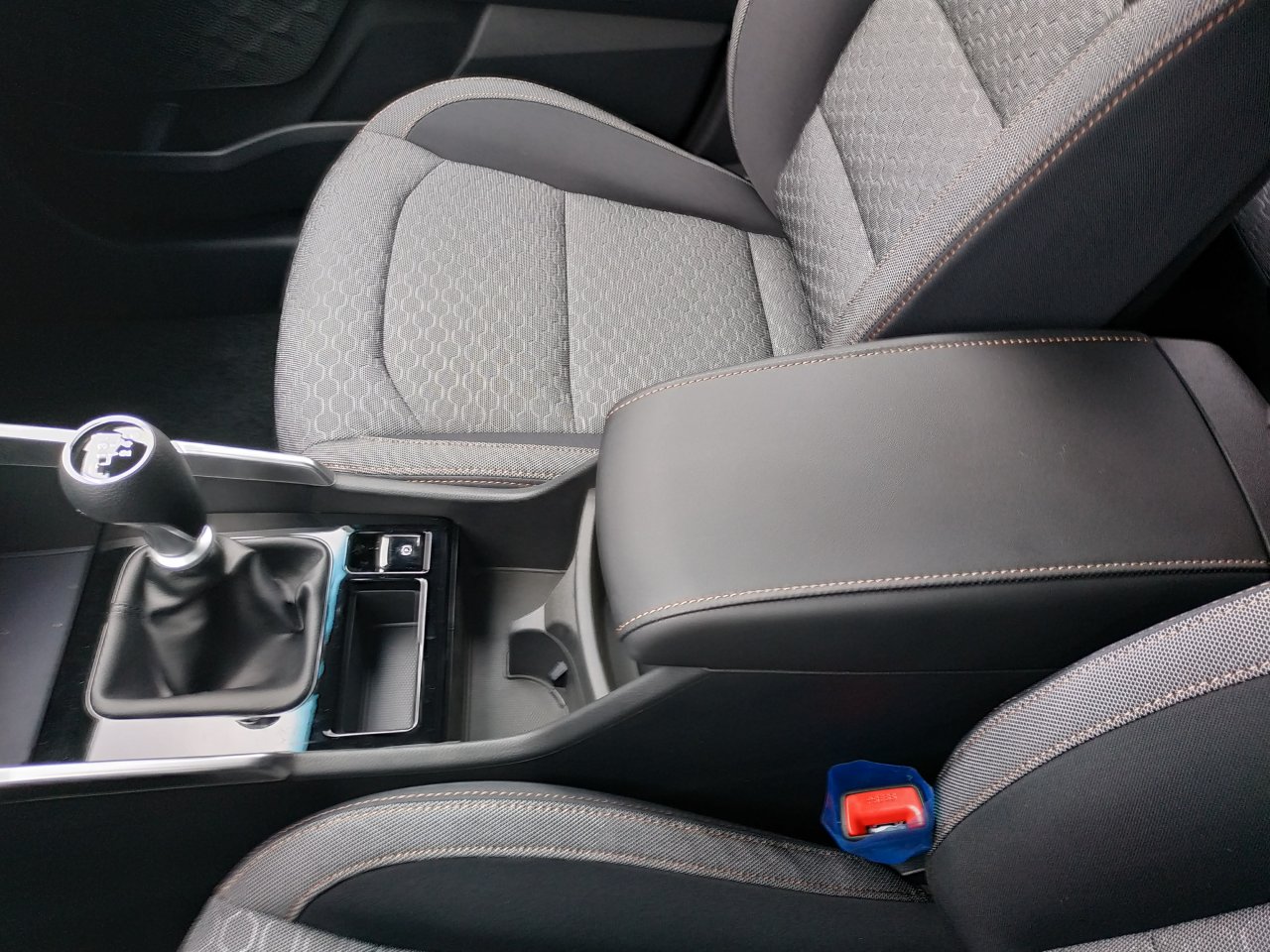 Torres CLUB 2WD MT (WAA)