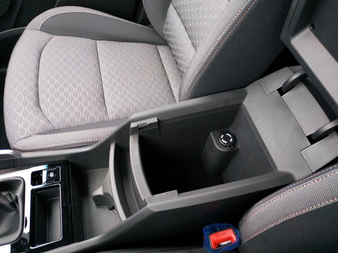 Torres CLUB 2WD MT (WAA)