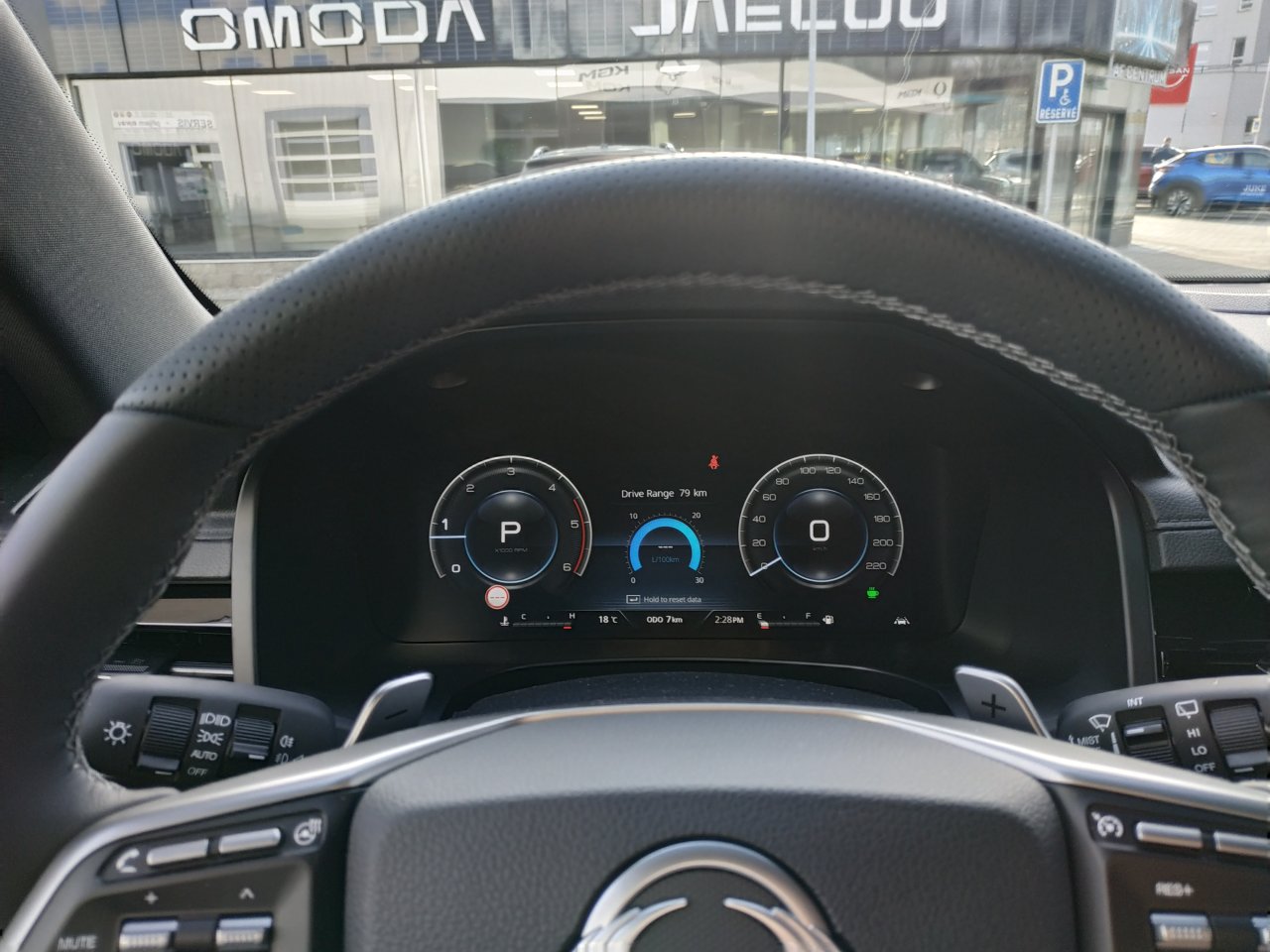 REXTON 2.2 CLUB+ (LAK) 7 (8952)