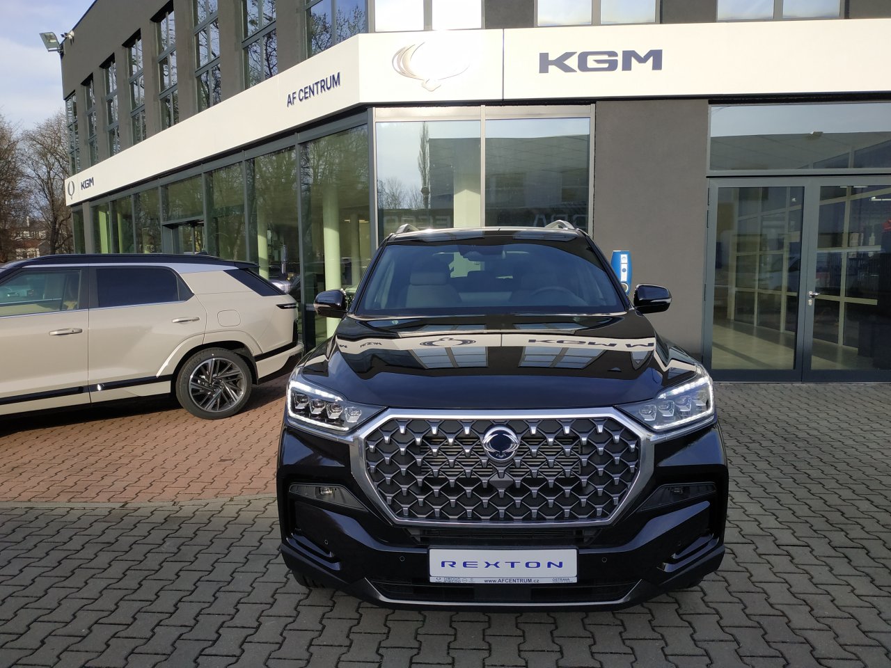 REXTON 2.2 CLUB+ (LAK) (9025)