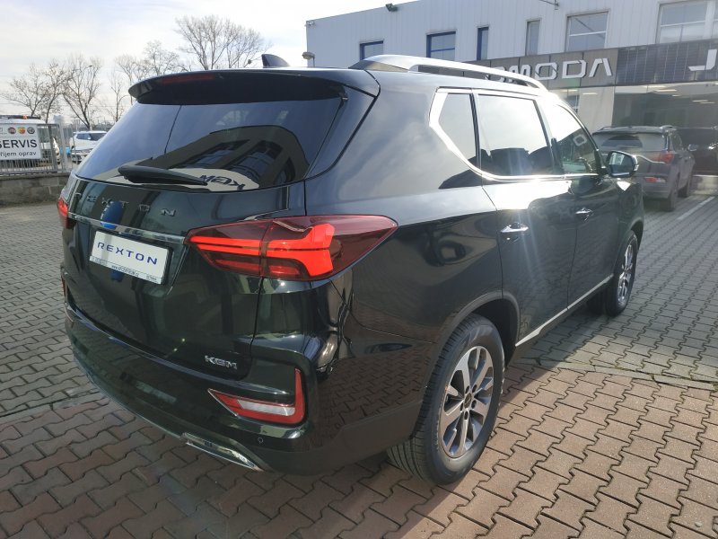 REXTON 2.2 CLUB+ (LAK) (9025)