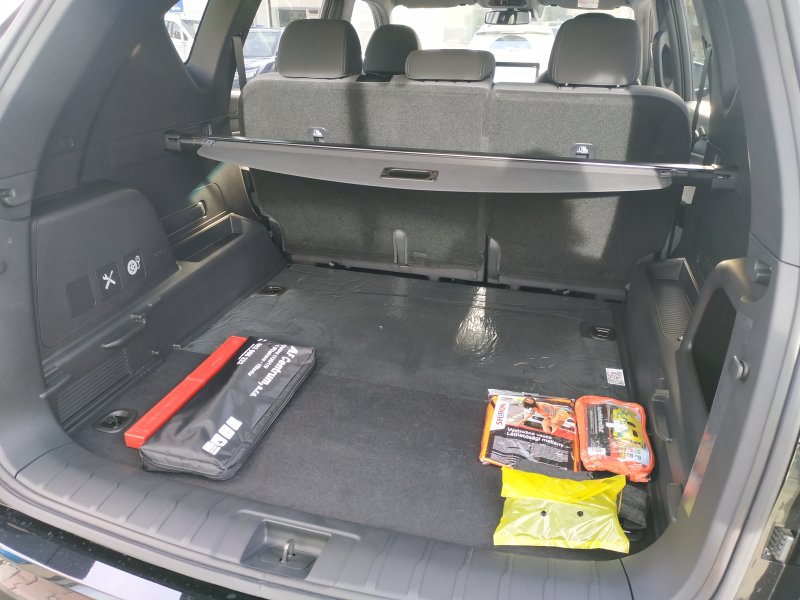 REXTON 2.2 CLUB+ (LAK) (9025)