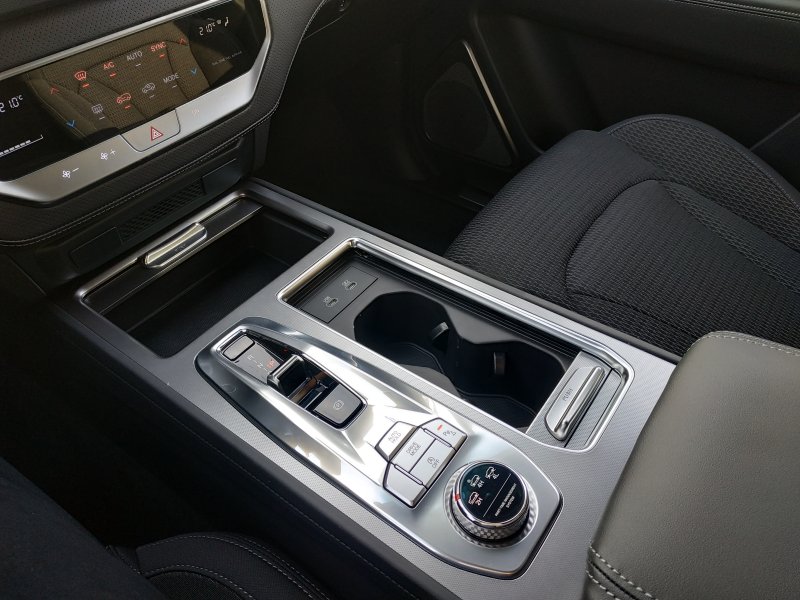 REXTON 2.2 CLUB+ (LAK) (9025)