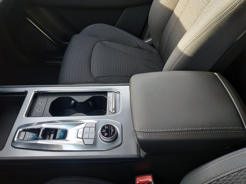 REXTON 2.2 CLUB+ (LAK) (9025)